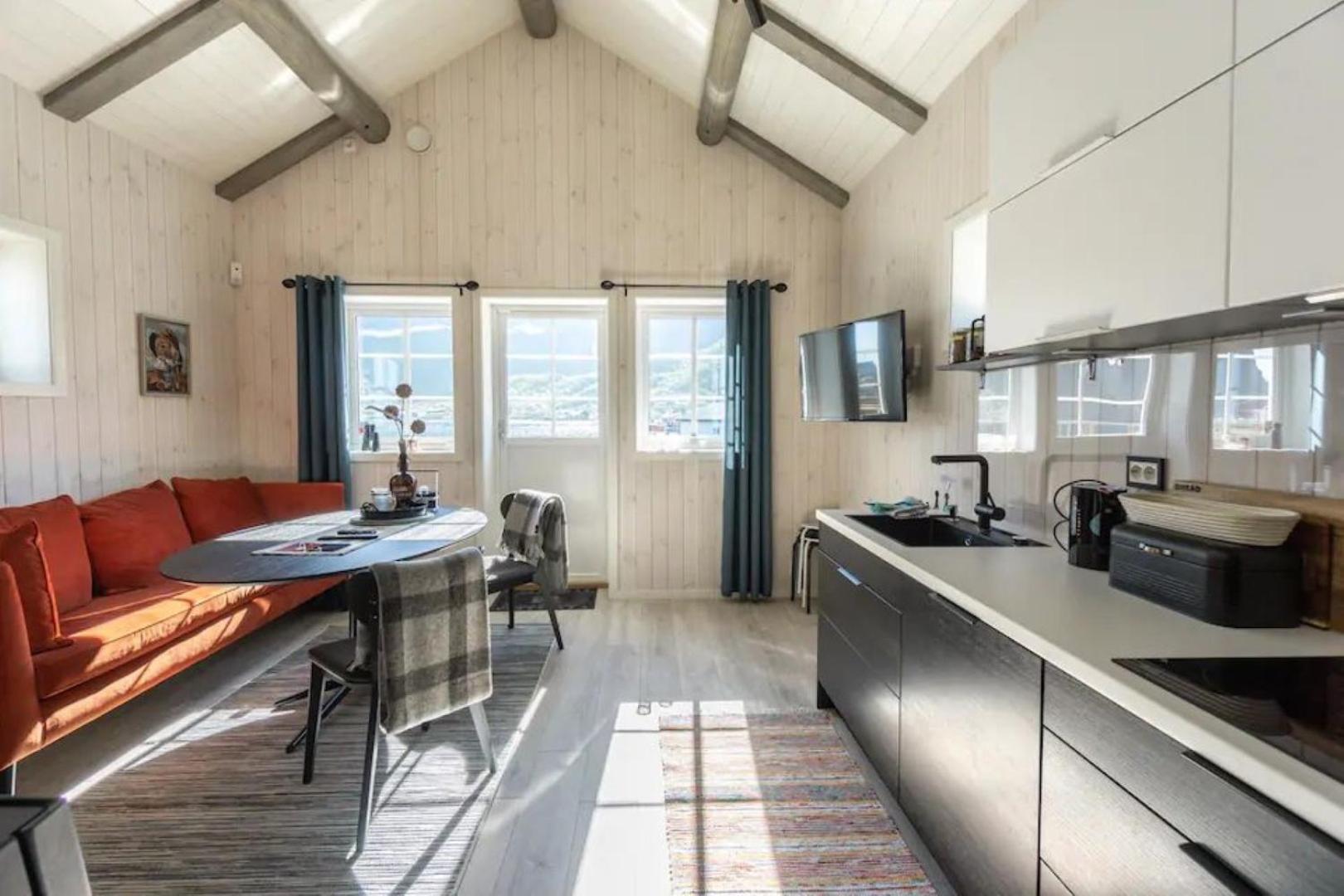 Madelhea Cabin- Seaview Lodge Reine Εξωτερικό φωτογραφία